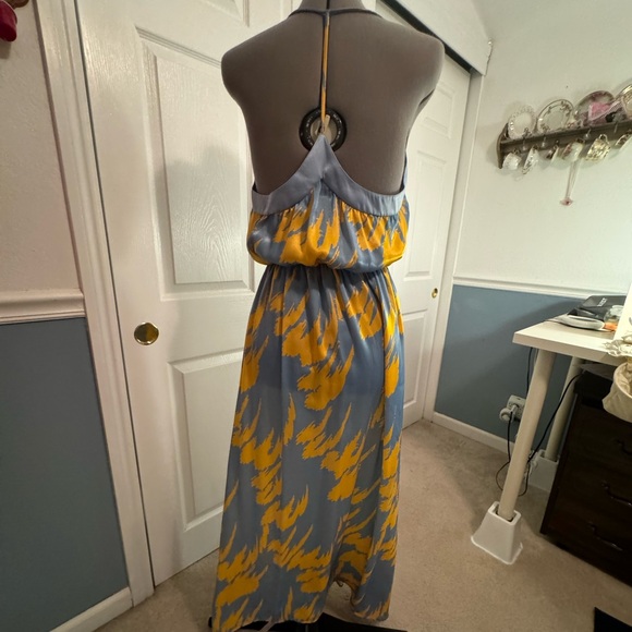 HOUSE OF HARLOW 1960 x REVOLVE (Marerna Dress in Blue Feather) - Picture 4 of 10